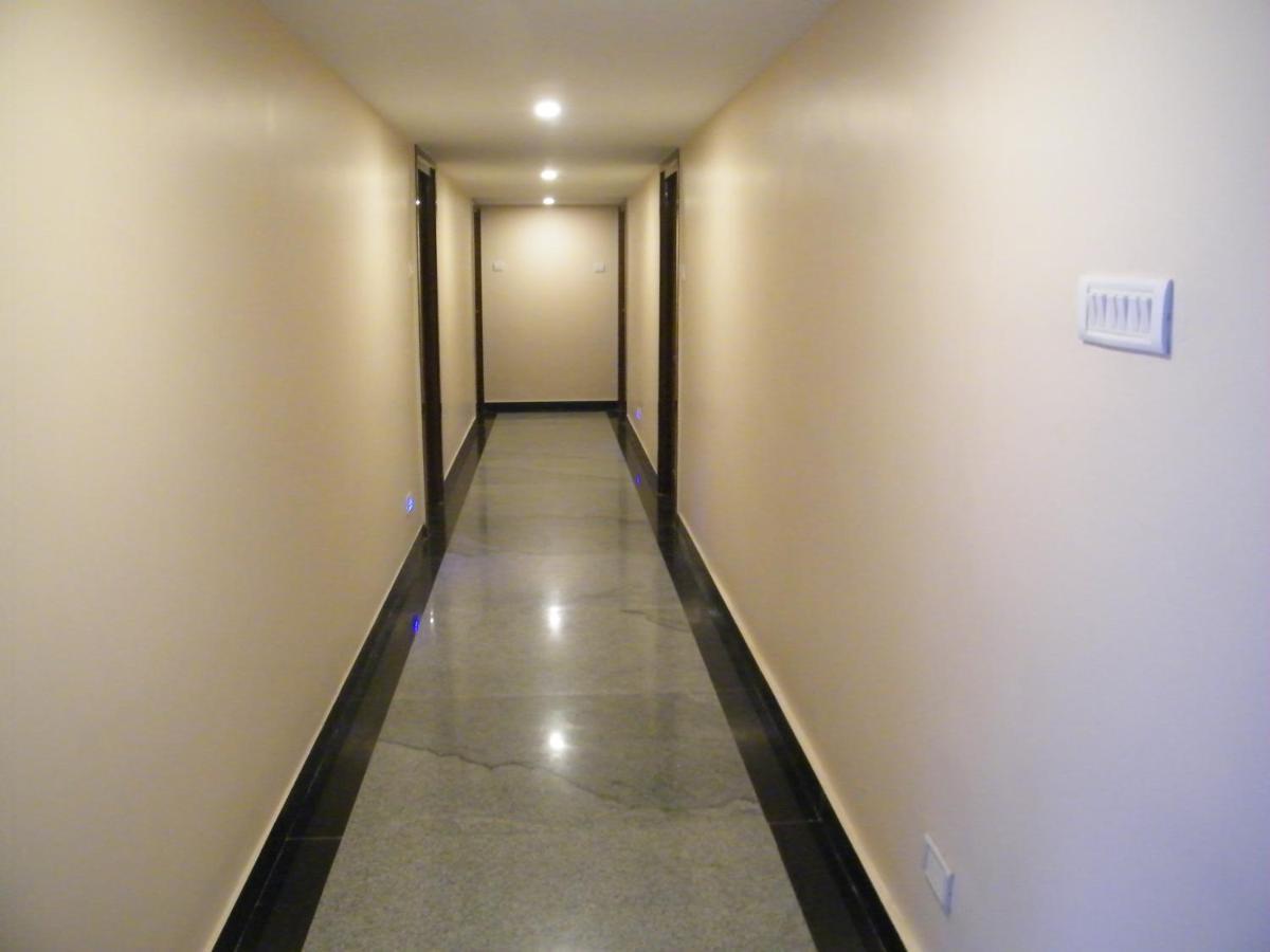 The White House Residency Hotel Chennai Exterior foto
