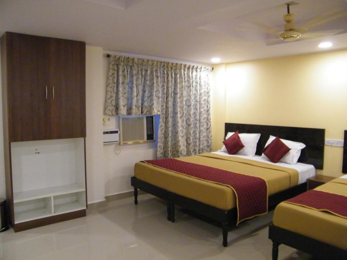The White House Residency Hotel Chennai Exterior foto