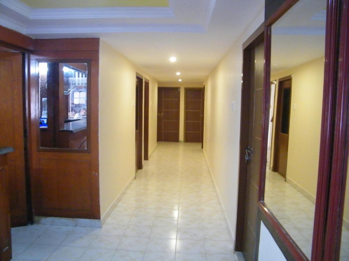 The White House Residency Hotel Chennai Exterior foto